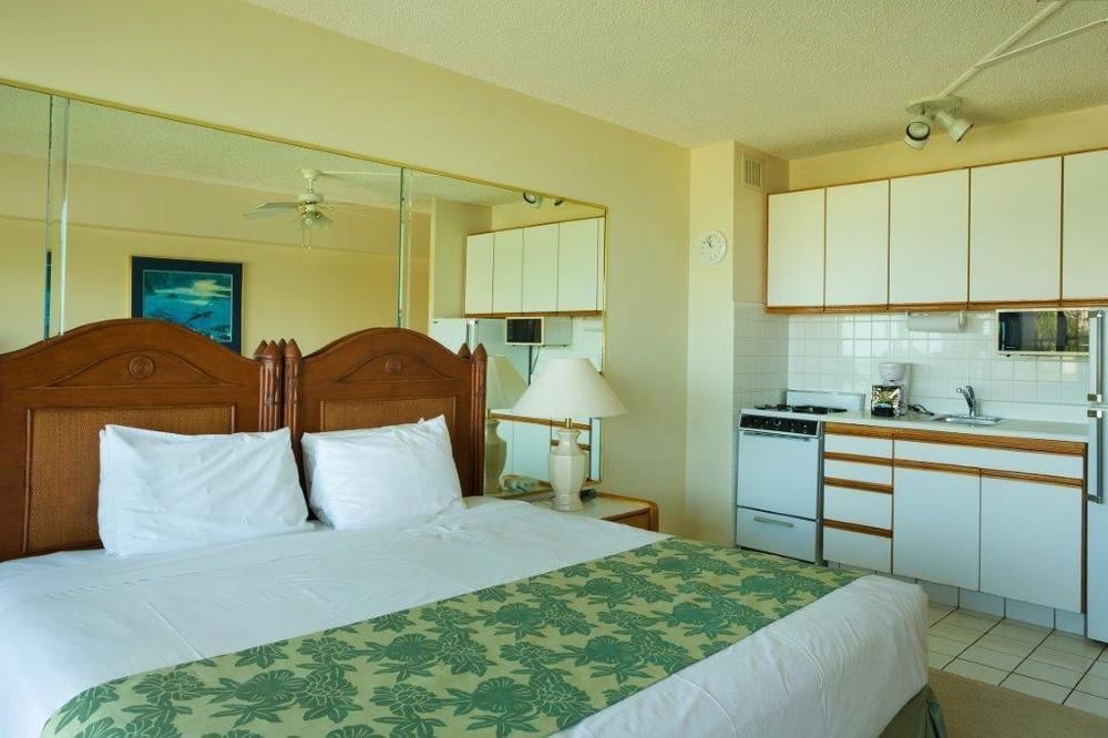 Apartment Waikiki Shore By Outrigger