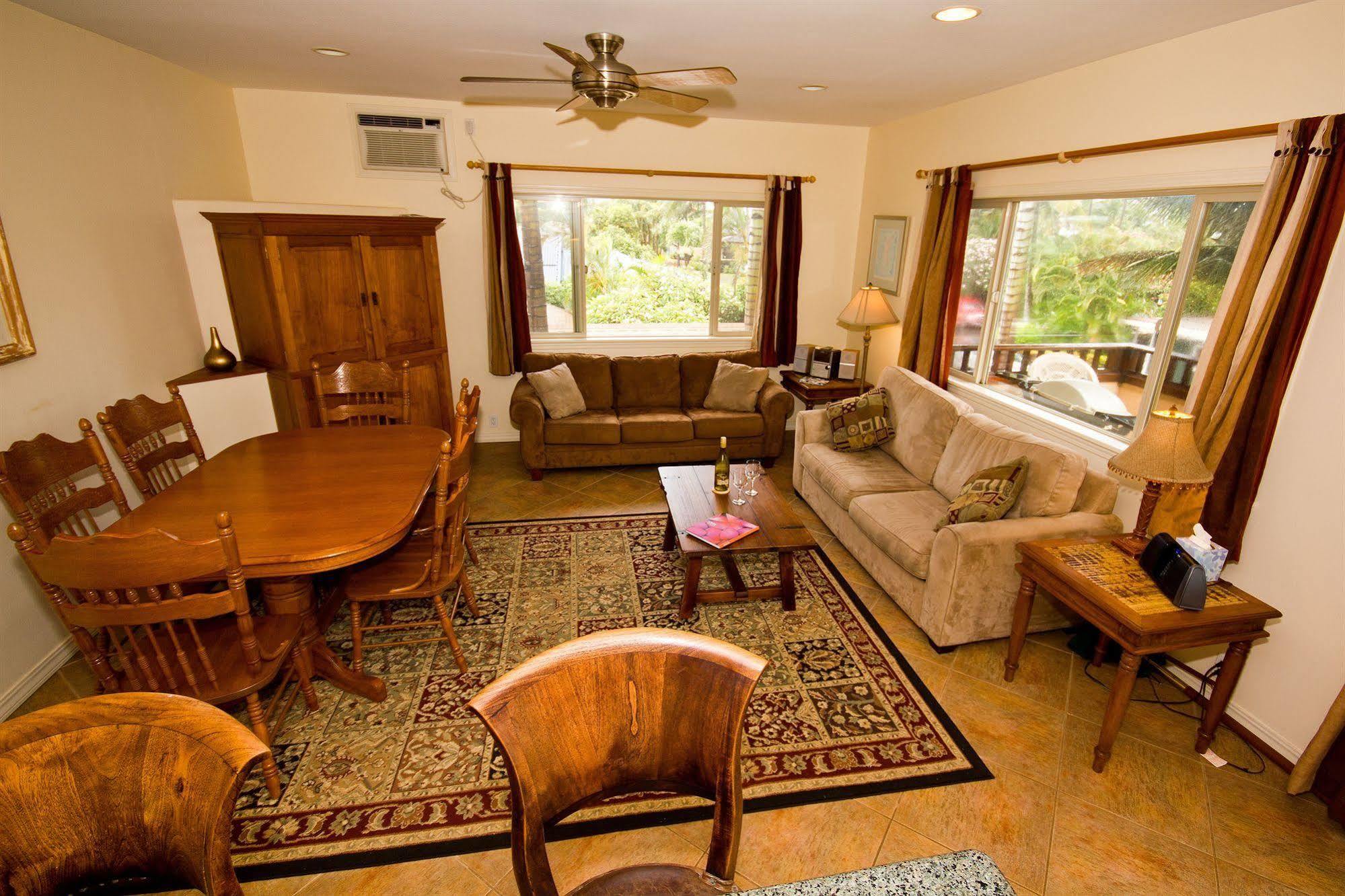 Kaiholo Hale Hotel