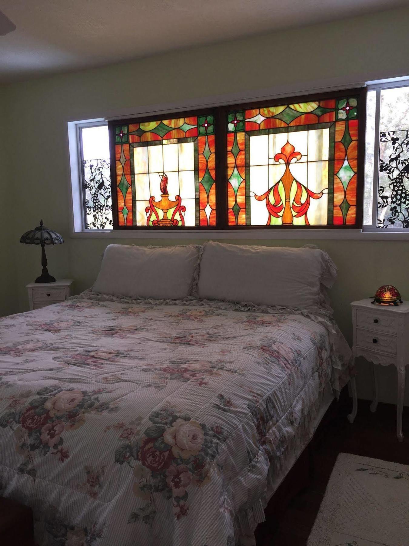 Lava Tree Tropic Bed & Breakfast 4*