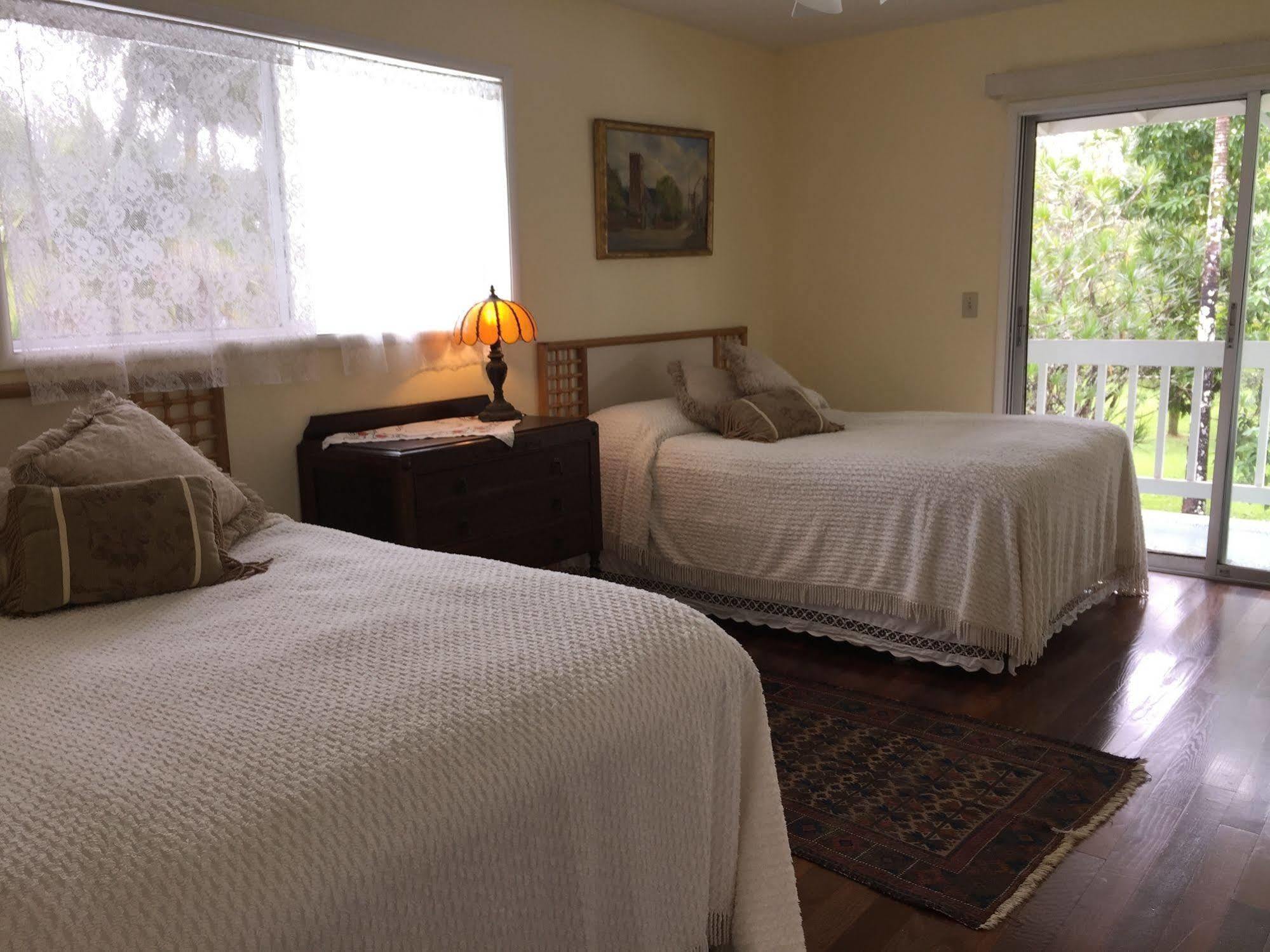 Lava Tree Tropic Bed & Breakfast Pahoa