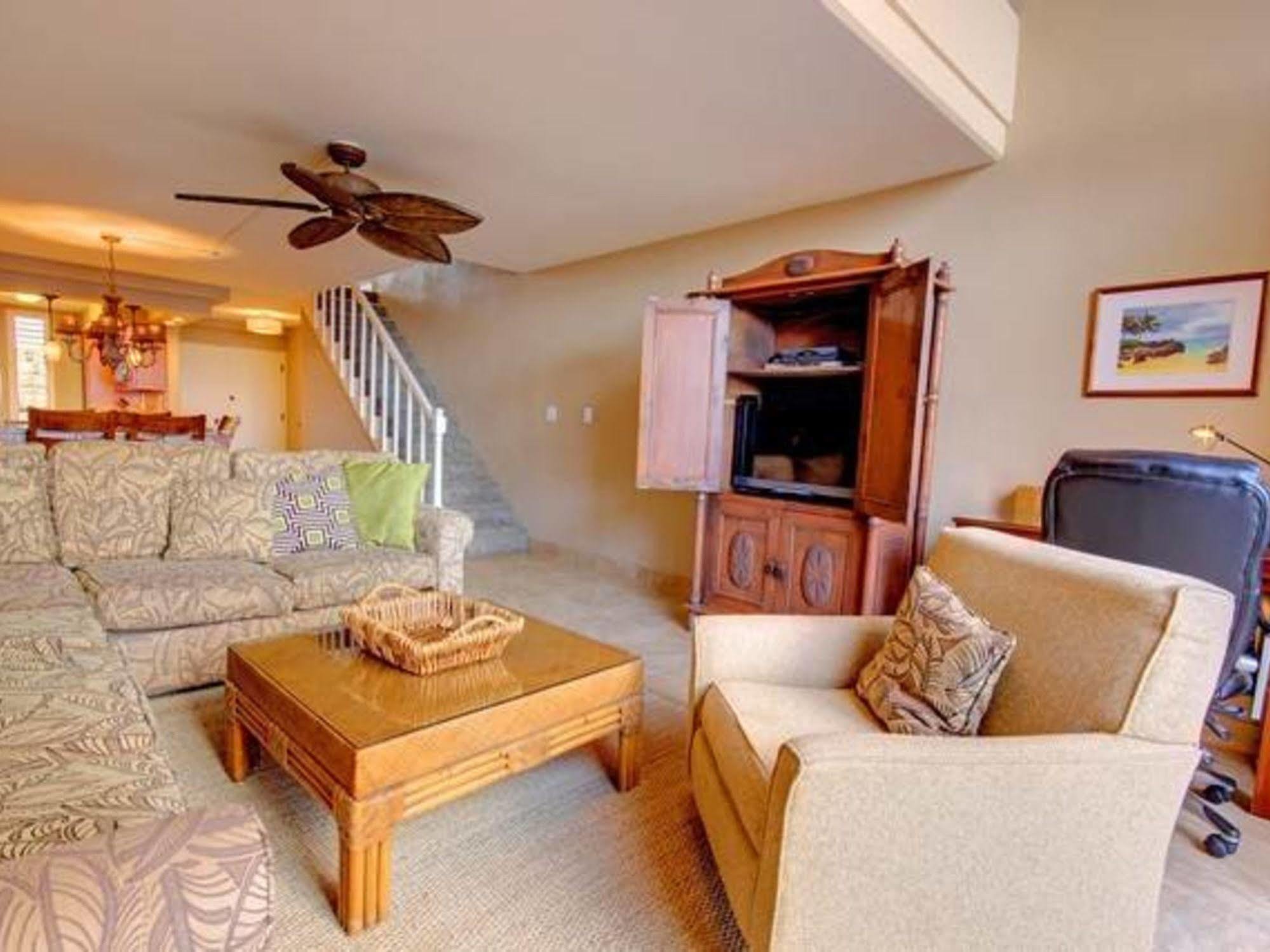 Resort Kahana Lahaina