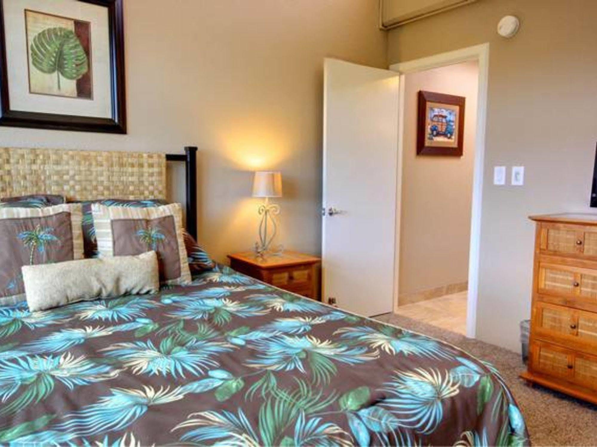 Resort Kahana