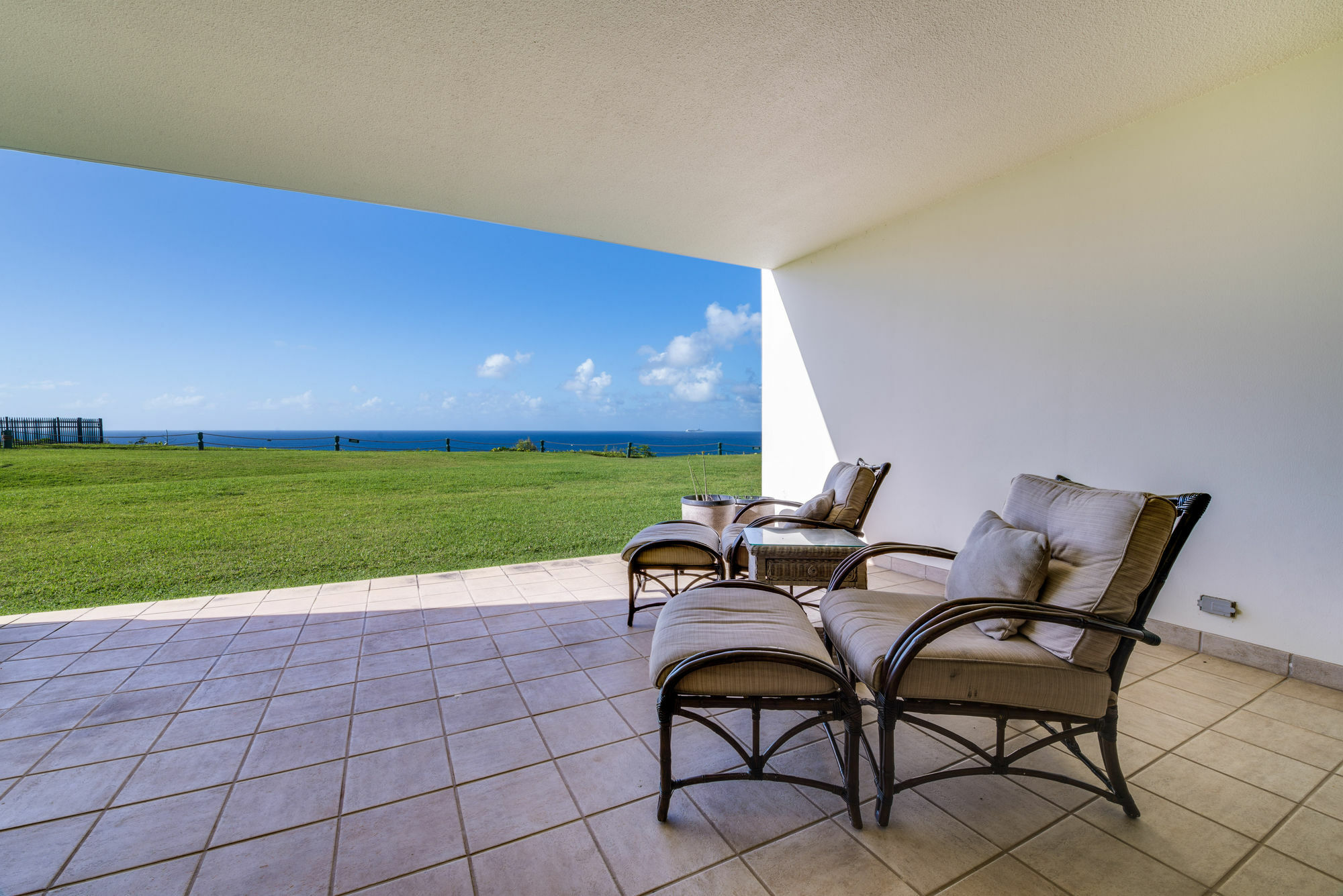 Princeville Oceanfront Hotel