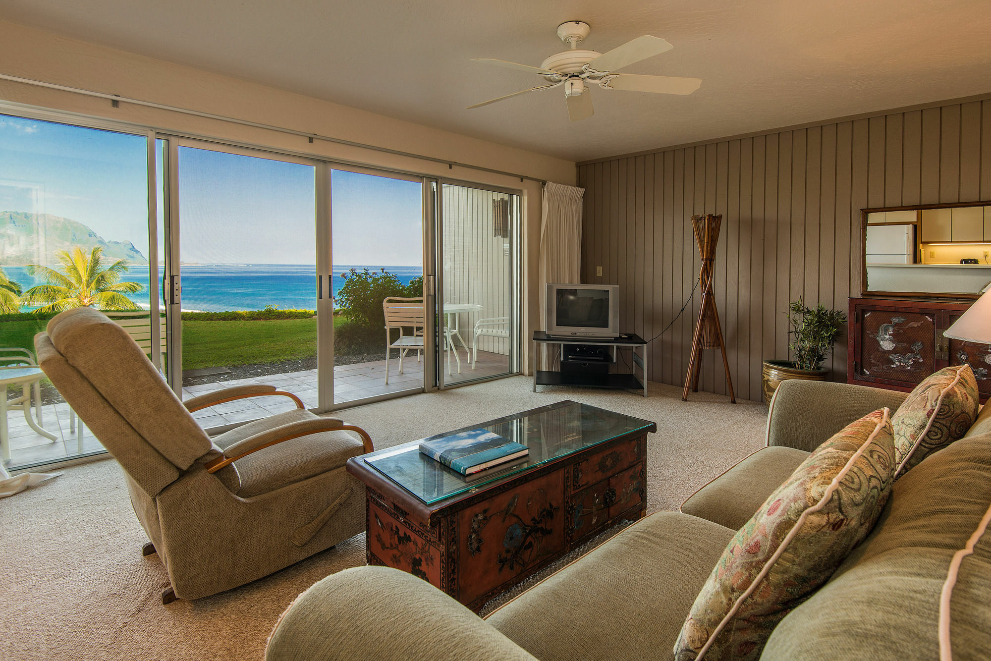 Princeville Oceanfront Hotel