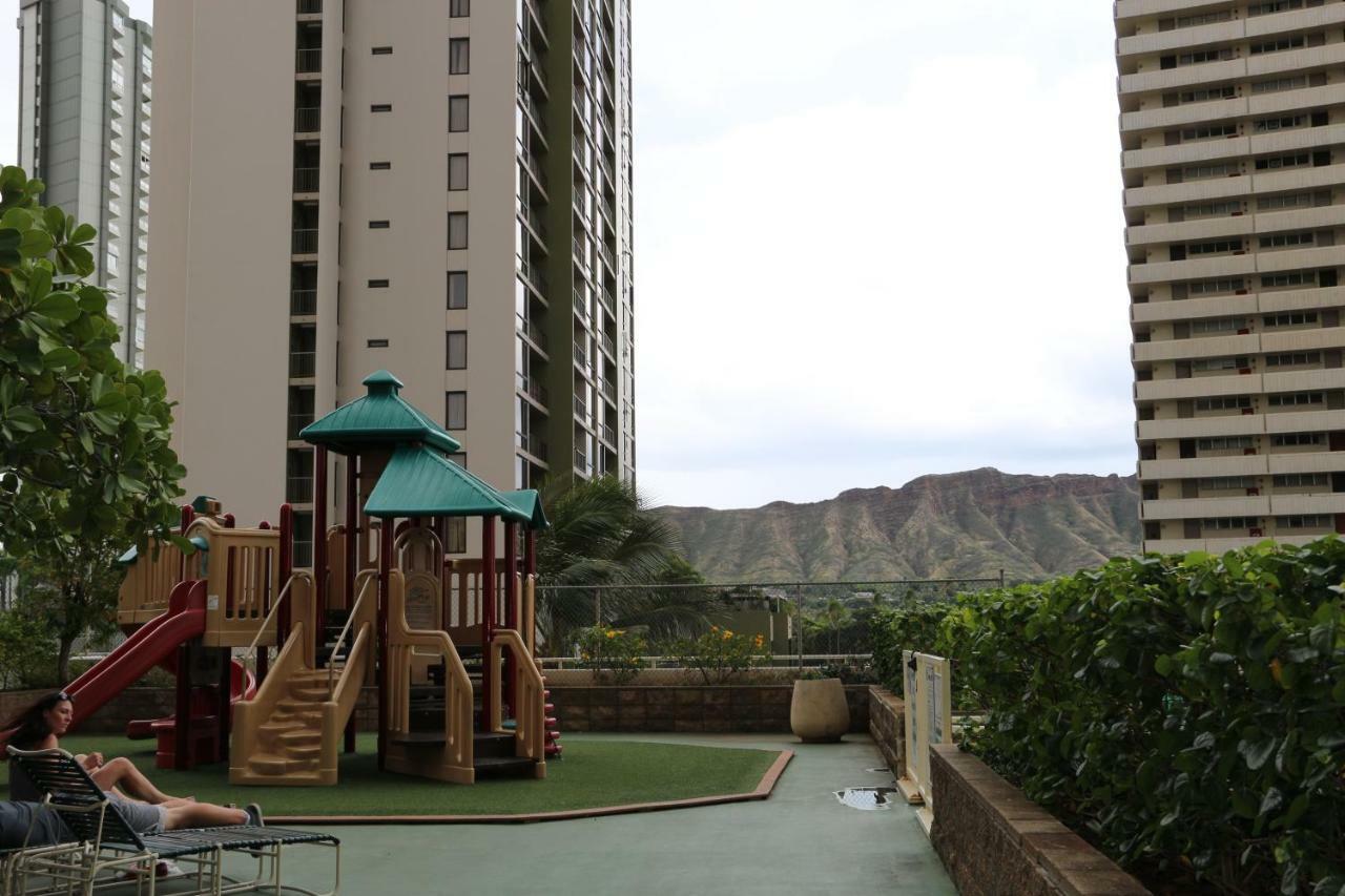 Apartment Waikiki Banyan T1-3204 Honolulu