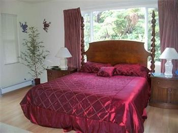 Forest Inn