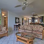 Beachfront Kihei Sanctuary With Lanai And Ocean Views!