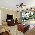 Extra Large 1Br Luxury Resort Condo With Massive Outdoor Space & Balcony