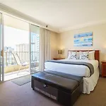 Studio Unit At The Royal Garden, In Waikiki ワイキキ・ロイヤルガーデン