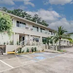 Unit 14 Maui Ohana Modern Studio