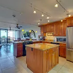 Kona Pacific Top Floor Retreat Ocean View And Pool!