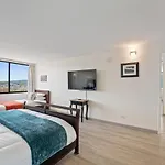 Hawaiian Monarch Penthouse 104 By Hawaii Ocean Club