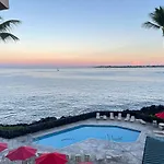 Sea Village Condo With Unobstructed Ocean Views And Oceanside Pool