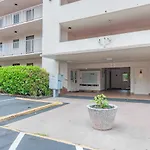 Kailua Village Resort 605