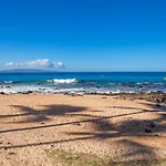 Enjoy Your Oceanside Dream At Kihei Surfside