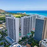 Tropical Bliss, Mountain View Condo Near Waikiki Beach With Free Parking
