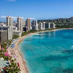 Incredible Location Free Parking In Waikiki