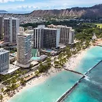 Incredible Location Free Parking In Waikiki