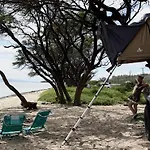 Embark On A Journey Through Maui With Aloha Glamp\'S Jeep And Rooftop Tent Allows You To Discover Diverse Campgrounds, Unveiling The Island\'S Beauty From Unique Perspectives Each Day