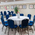 Holiday Inn Express Waikiki By Ihg