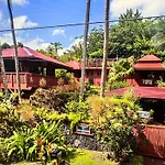 The Bali House And Cottage At Kehena Beach Hawaii