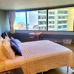 Waikiki Studio Steps To Beach-Mall Free Parking-Wifi