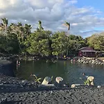 Oceanfront Cottage Near The Kalapana Lava Flows
