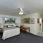 Nona Lani Cottages