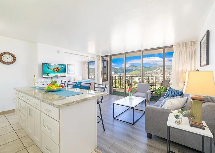 Waikiki Escapade Mountain Views Condo, Steps To Beach With Parking Perk