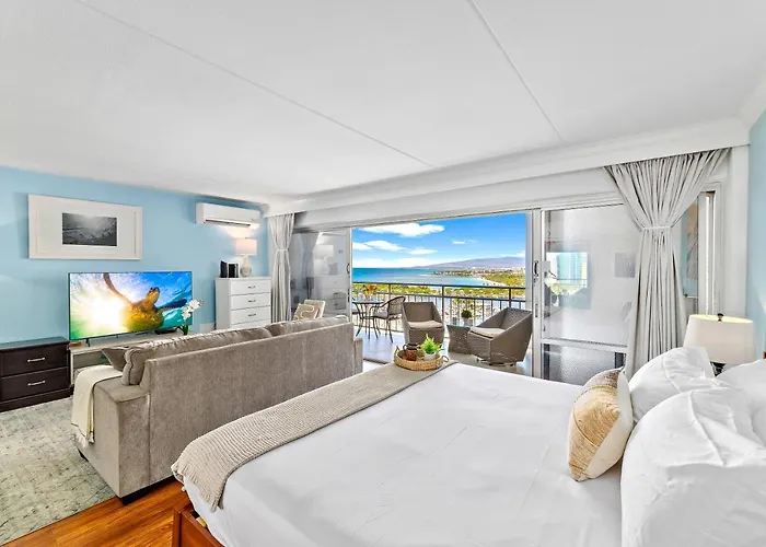 Beautiful Ocean Views At Ilikai Hotel