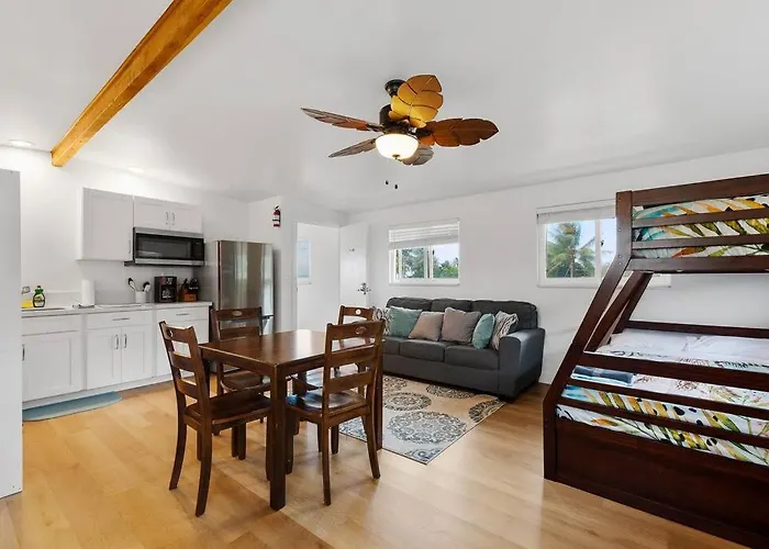 Ocean Front Extra Large Studio Sleeps 7 W Sofa Bed, Contact Us For Price Drop