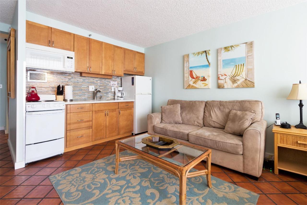 Apartment Waikiki Place At The Marine Surf Waikiki