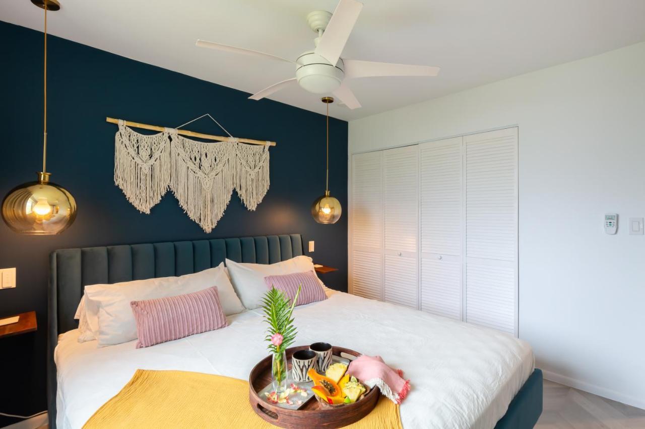 Apartment Modern, Romantic Vibes In The Tropics Kahuku