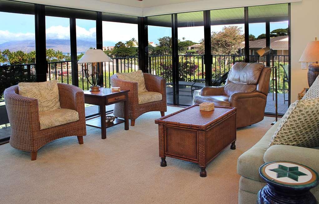 Wailea Elua Village Hotel 4*