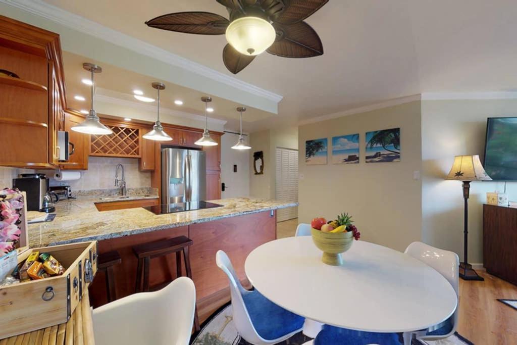 Oceanfront Penthouse With Amazing Views At Kauhale Makai