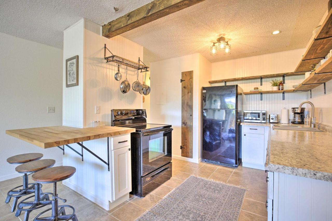 Big Island With Pool Access Walk To Beach! * Kailua-Kona