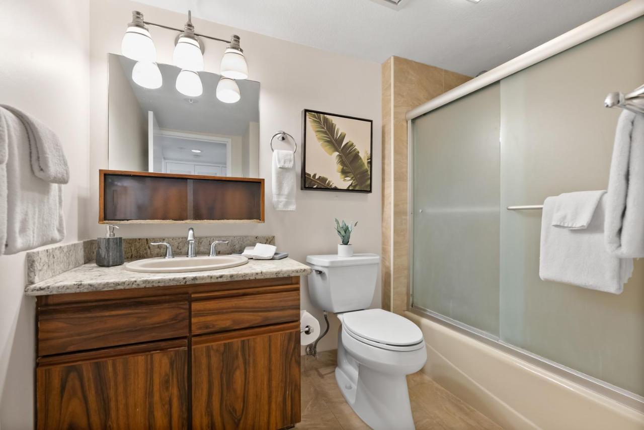Apartment Spacious Waikiki 2br-ocean View-free Parking