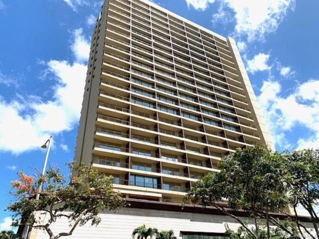 Royal Garden Waikiki Apartment *