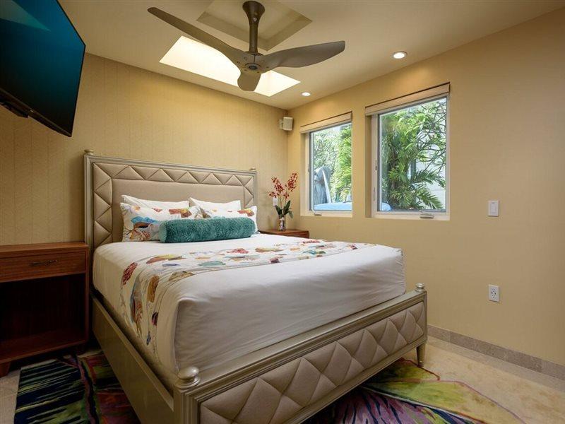 Resort The Hale Pau Hana Kihei