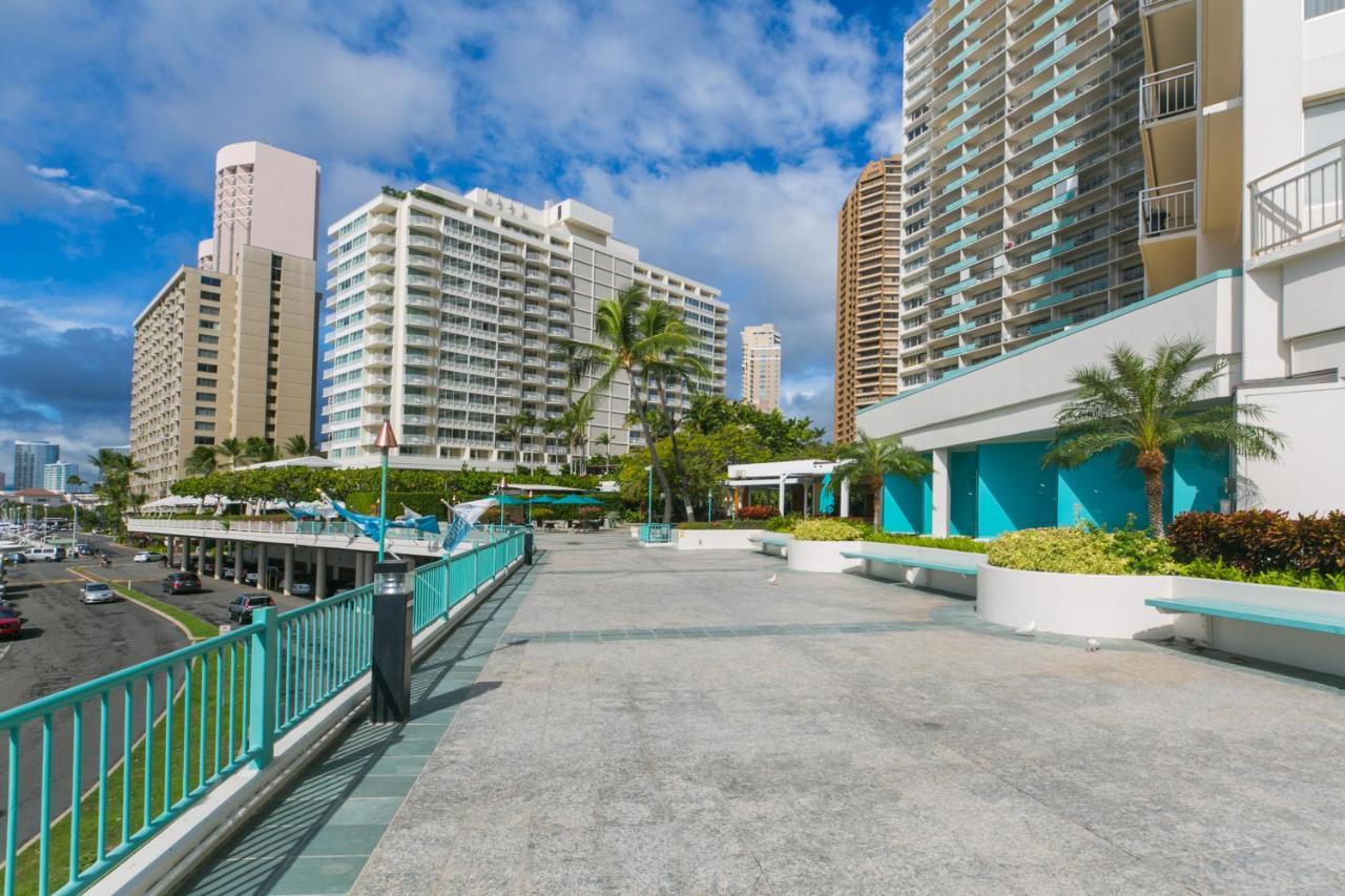 Ilikai Tower 1421 View 1br Apartment