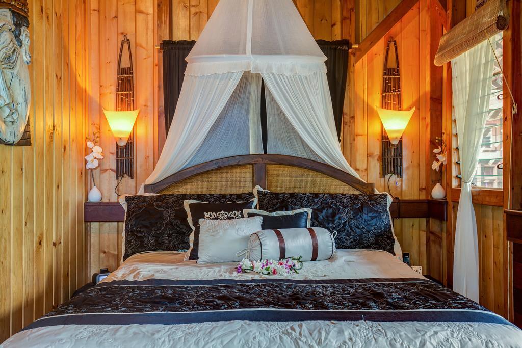 The Bali House And At Hawaii Holiday home *
