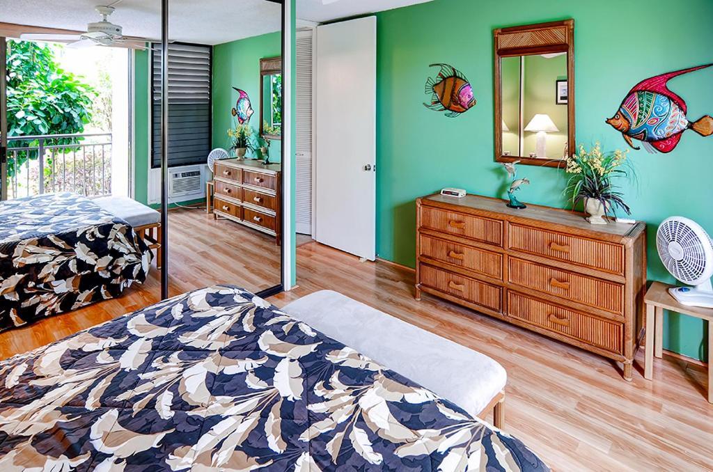 Oceanview With Private Balcony! Kailua-Kona