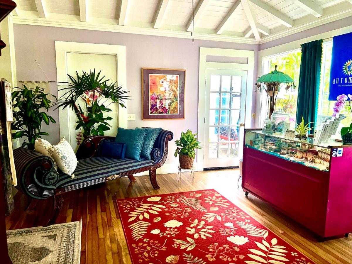 Eco-Boutique Guest House At Aloha Boutique Hotel Holiday home *
