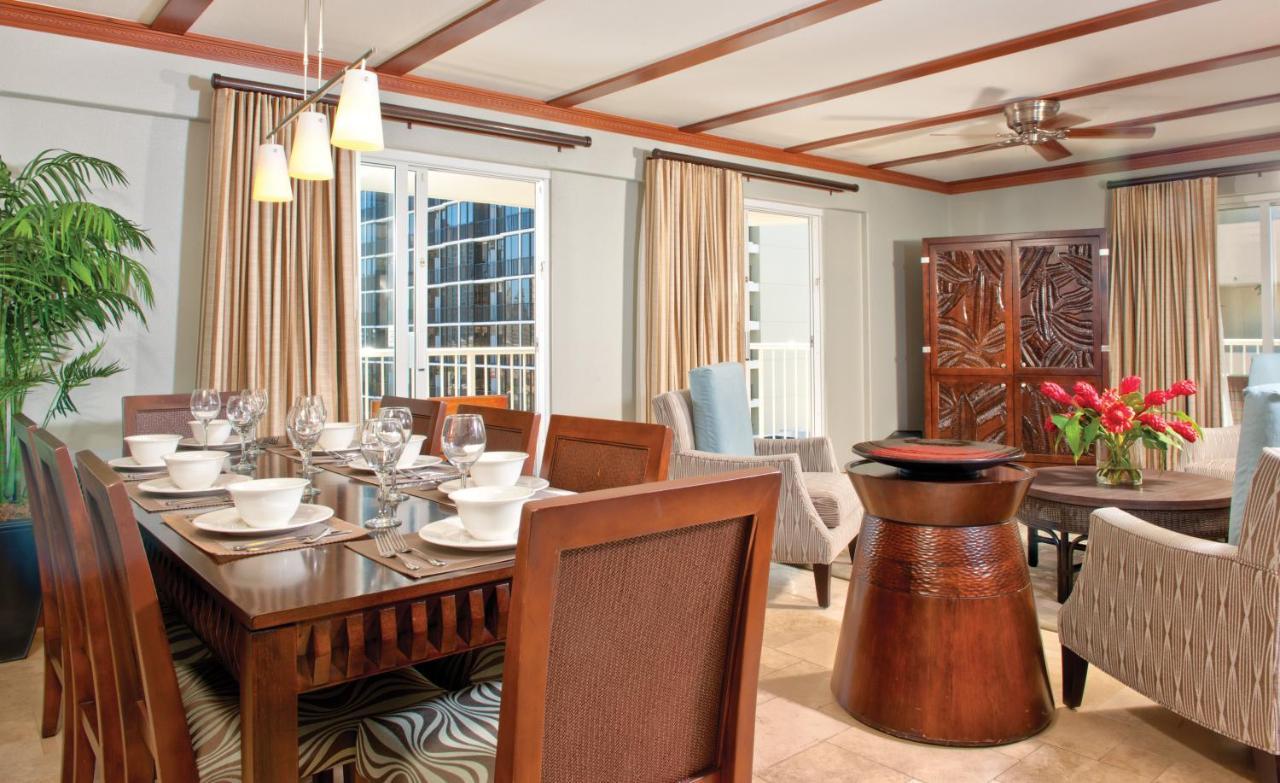 Club Wyndham At Waikiki Beach Walk Honolulu