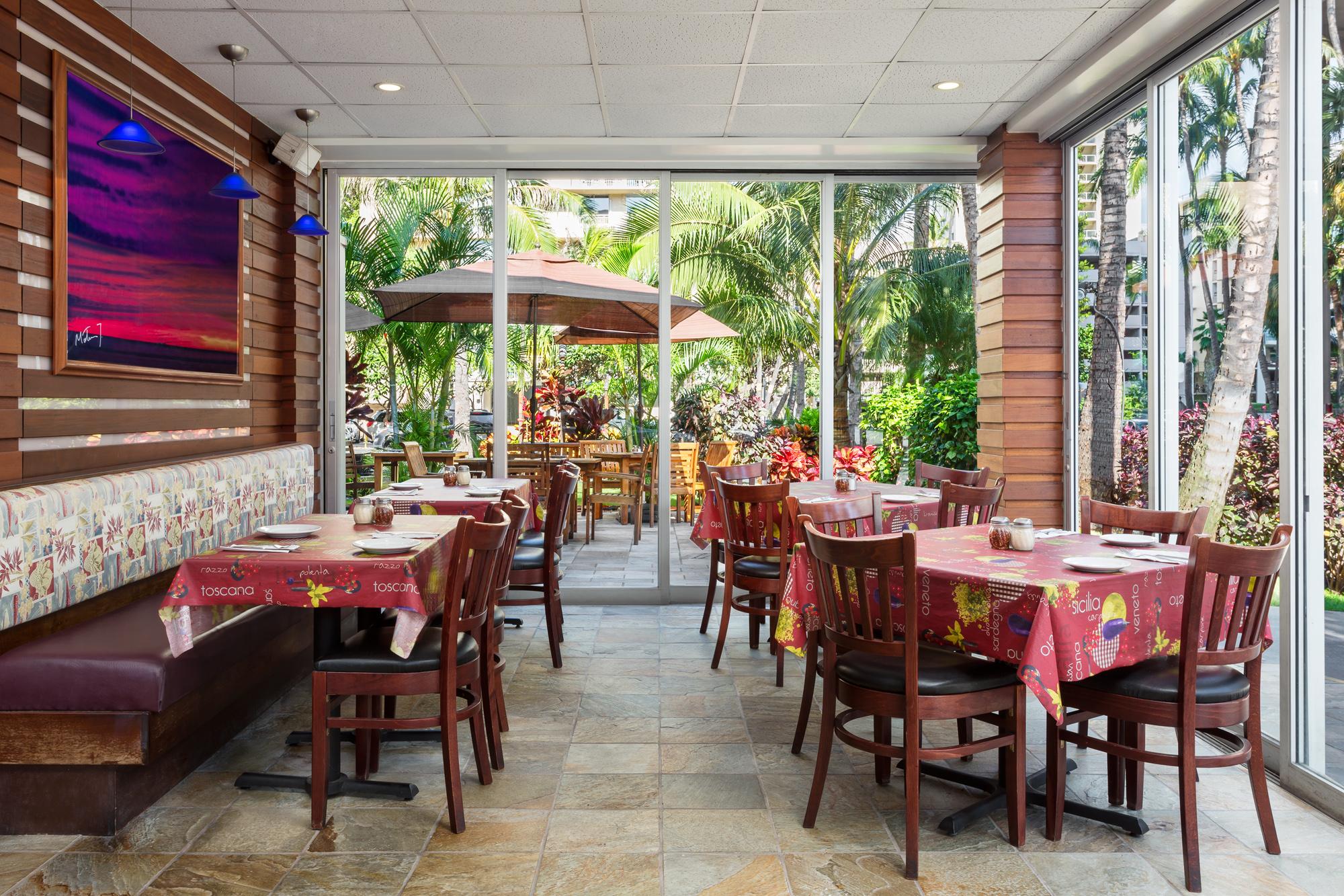 Courtyard By Marriott Waikiki Honolulu