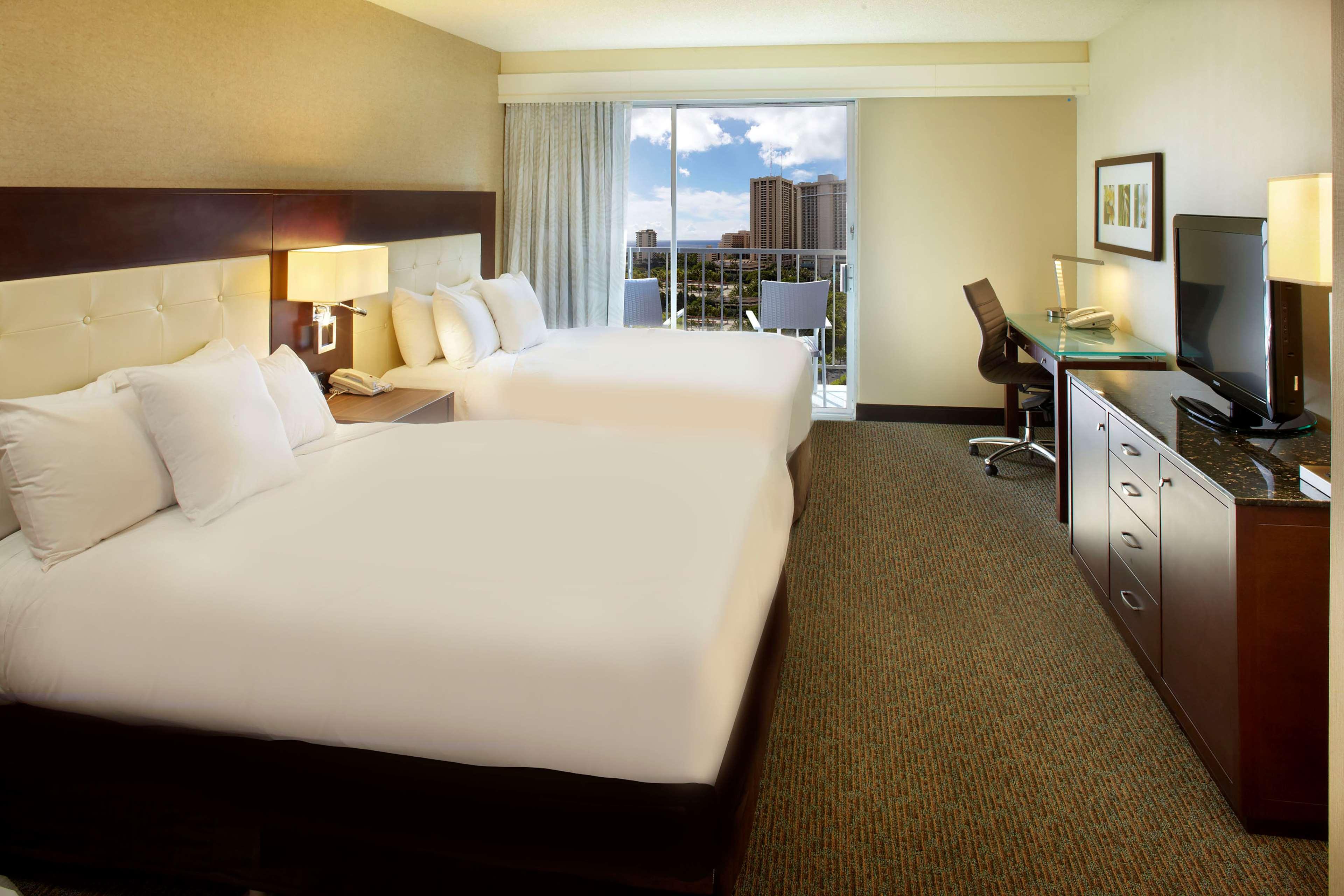 Holiday Express Waikiki By Ihg Resort Honolulu