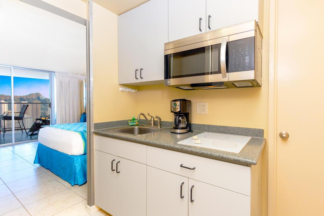 Ocean & Diamond Head View At Waikiki Apartment *