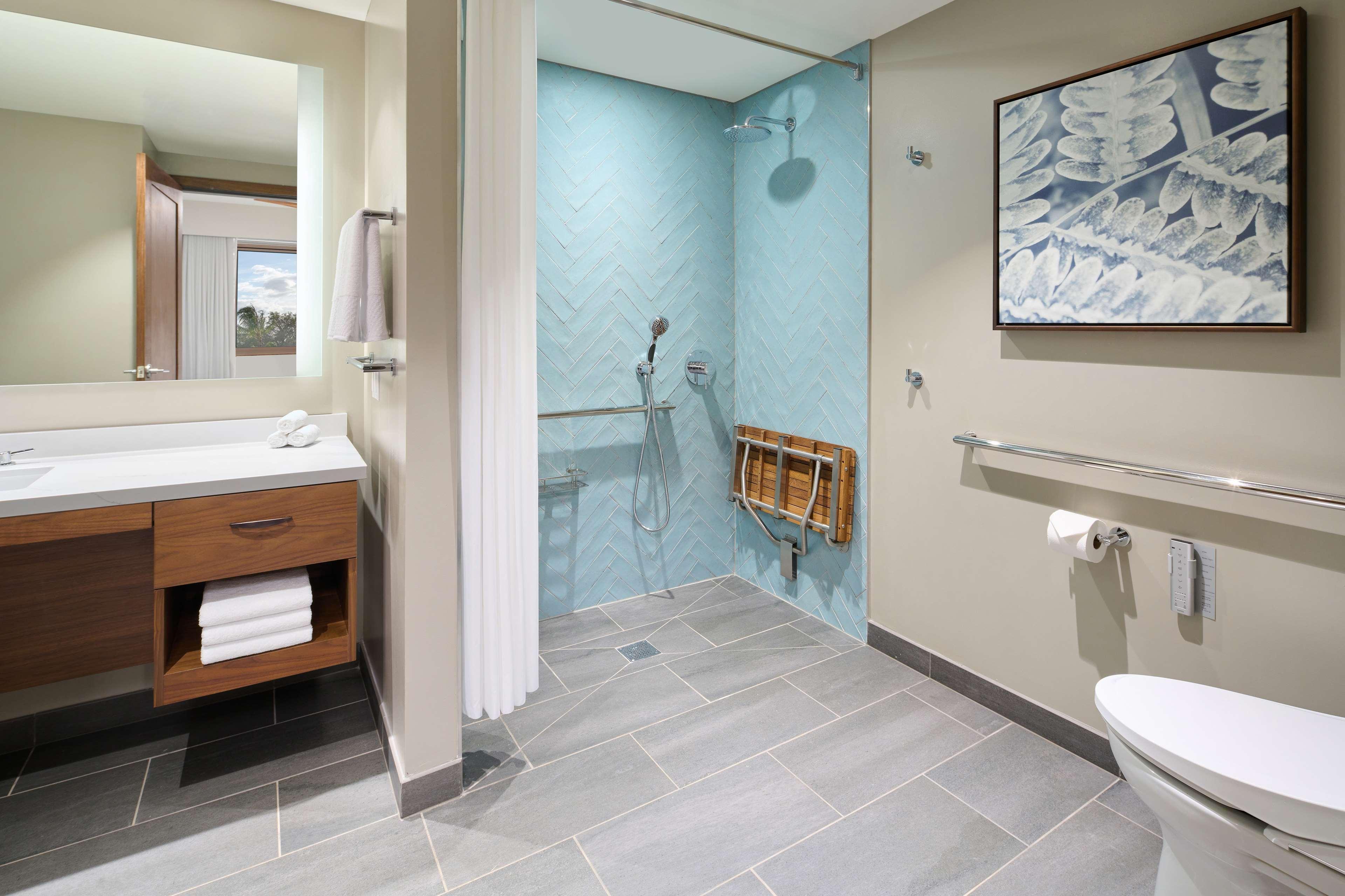 Hilton Grand Vacations Club Maui Bay Hotel 3*