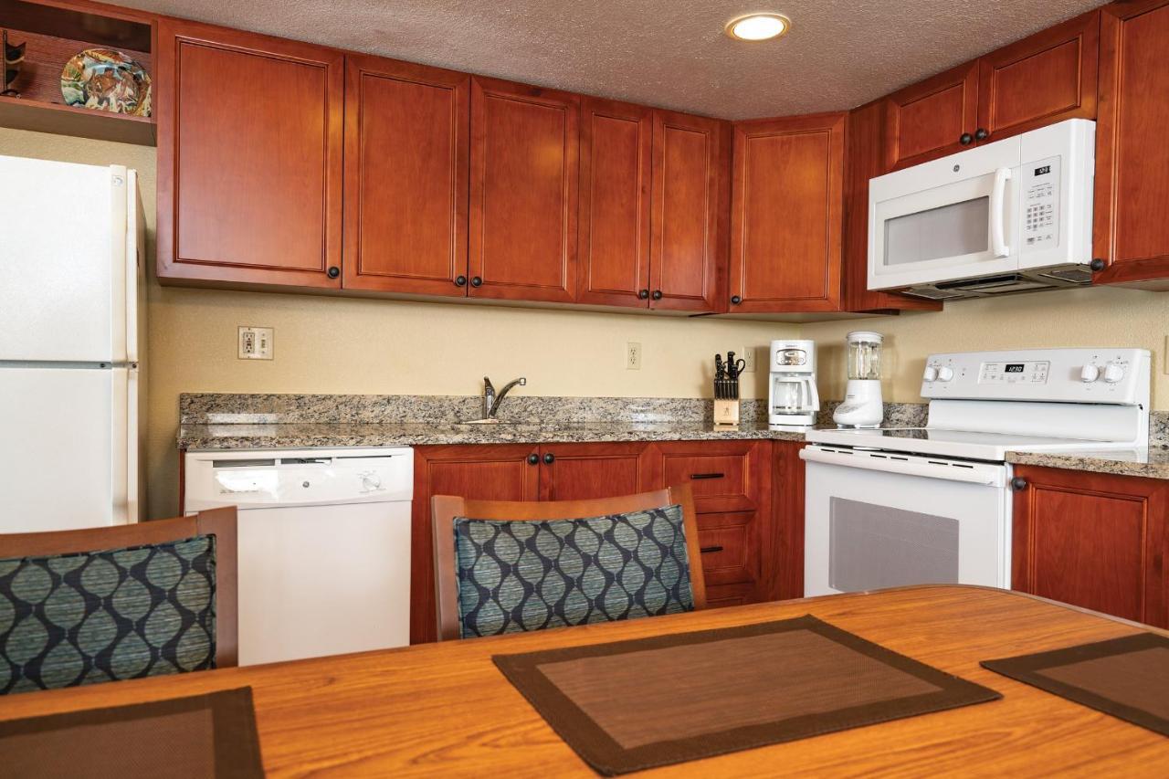 Kauai Coast At The Beach Boy Resort 4*
