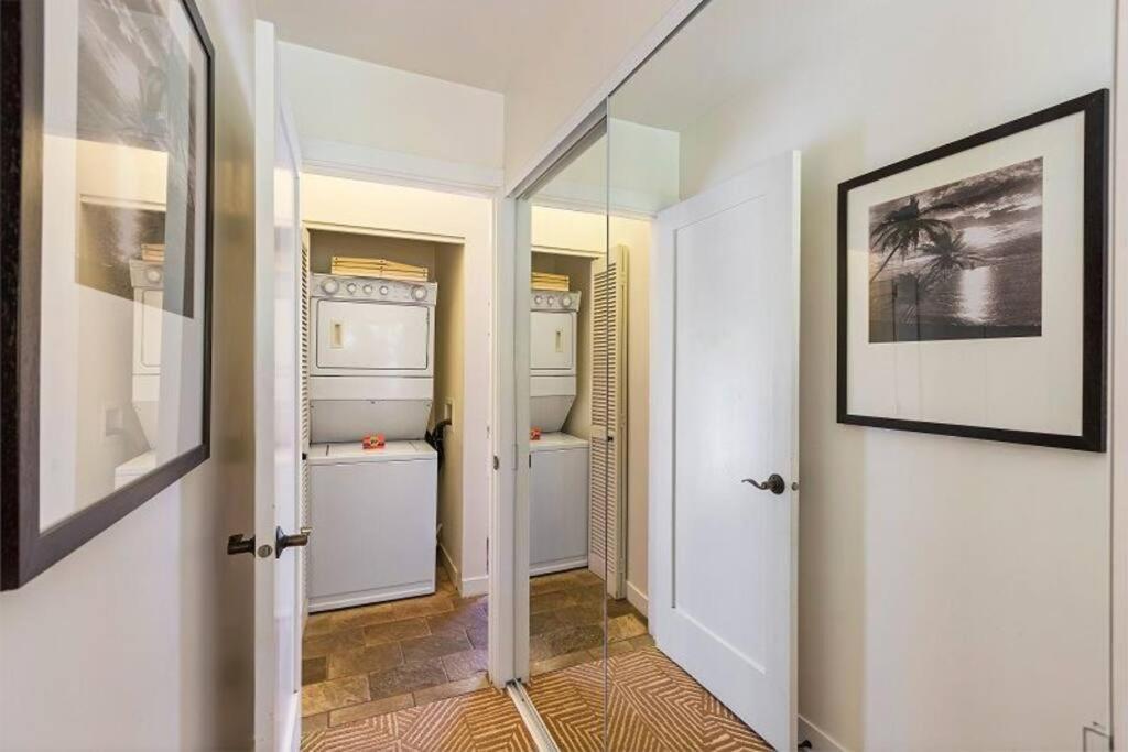 Gorgeous 2 Blocks From The Heart Of Maui *
